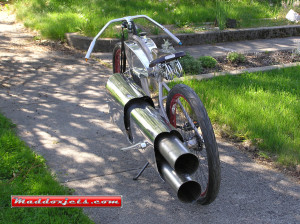 Boardtrack Racer with single pulse jet